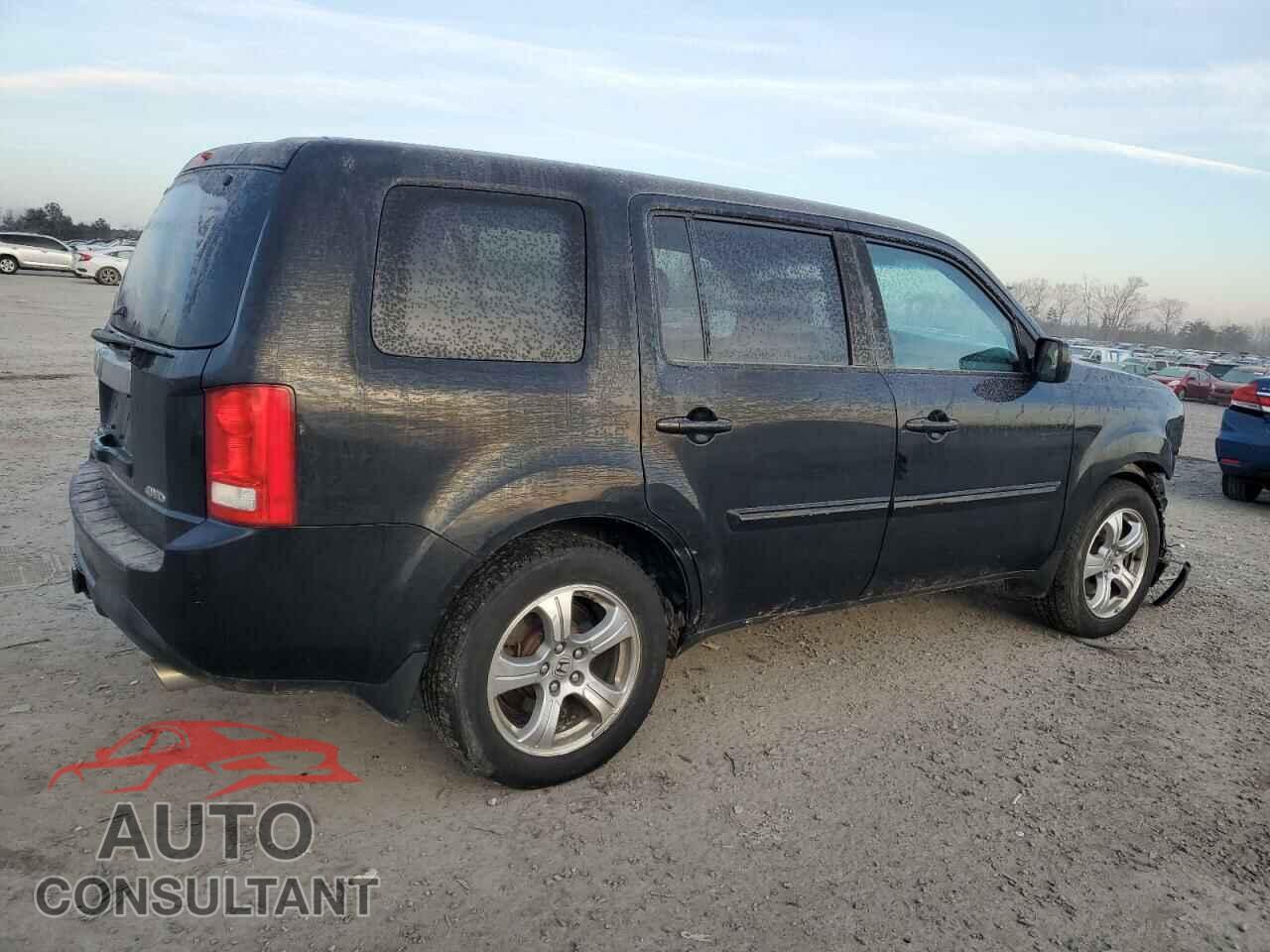 HONDA PILOT 2014 - 5FNYF4H52EB005721