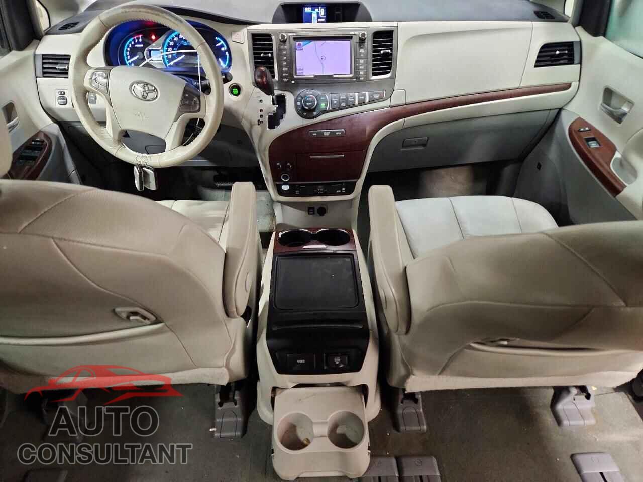 TOYOTA SIENNA 2012 - 5TDYK3DC2CS183261