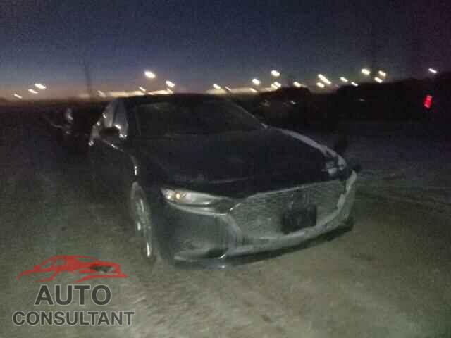 MAZDA 3 2019 - JM1BPBAM9K1117185