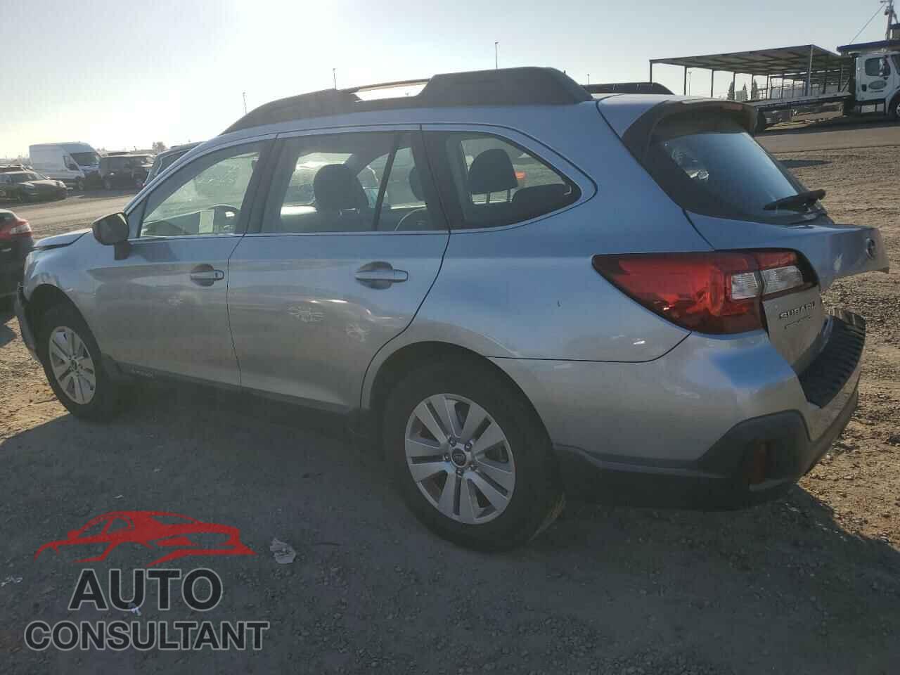 SUBARU OUTBACK 2018 - 4S4BSAAC4J3304073