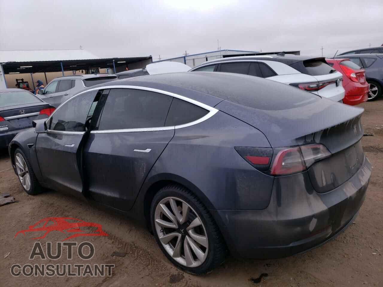 TESLA MODEL 3 2018 - 5YJ3E1EB6JF086898