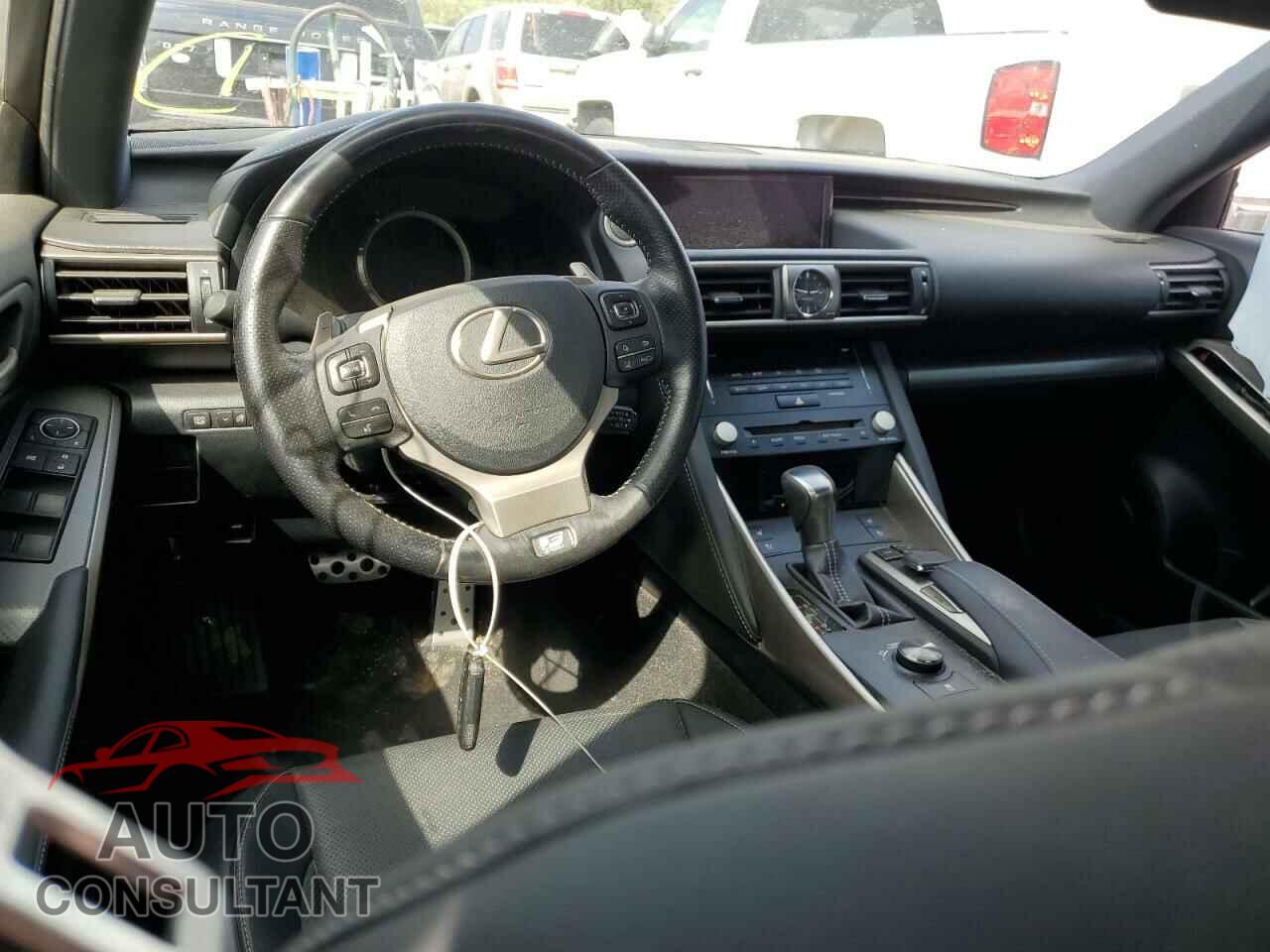 LEXUS IS 2017 - JTHBE1D21H5028950