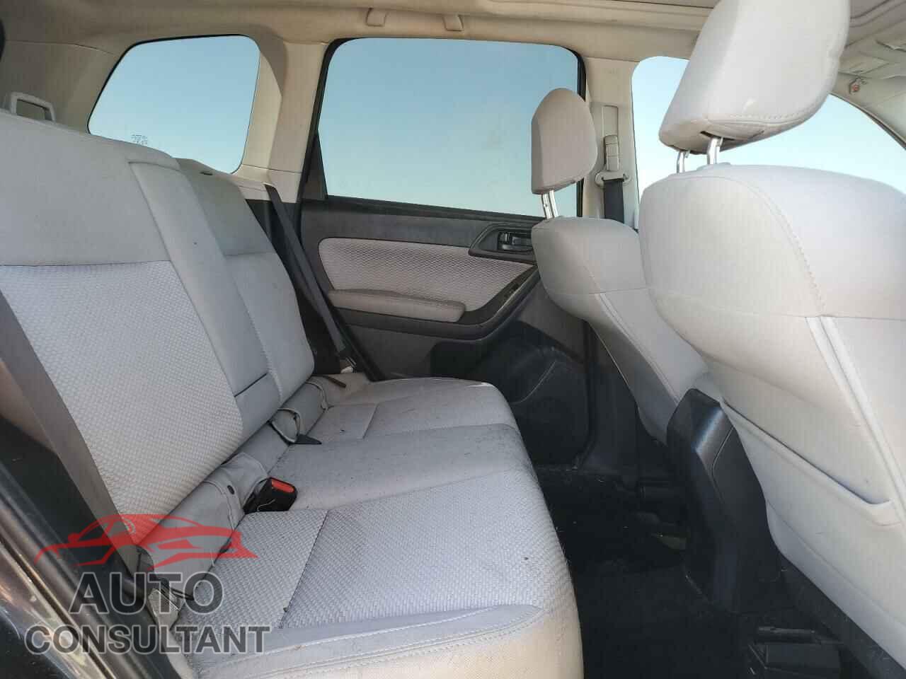 SUBARU FORESTER 2017 - JF2SJAEC9HH579552