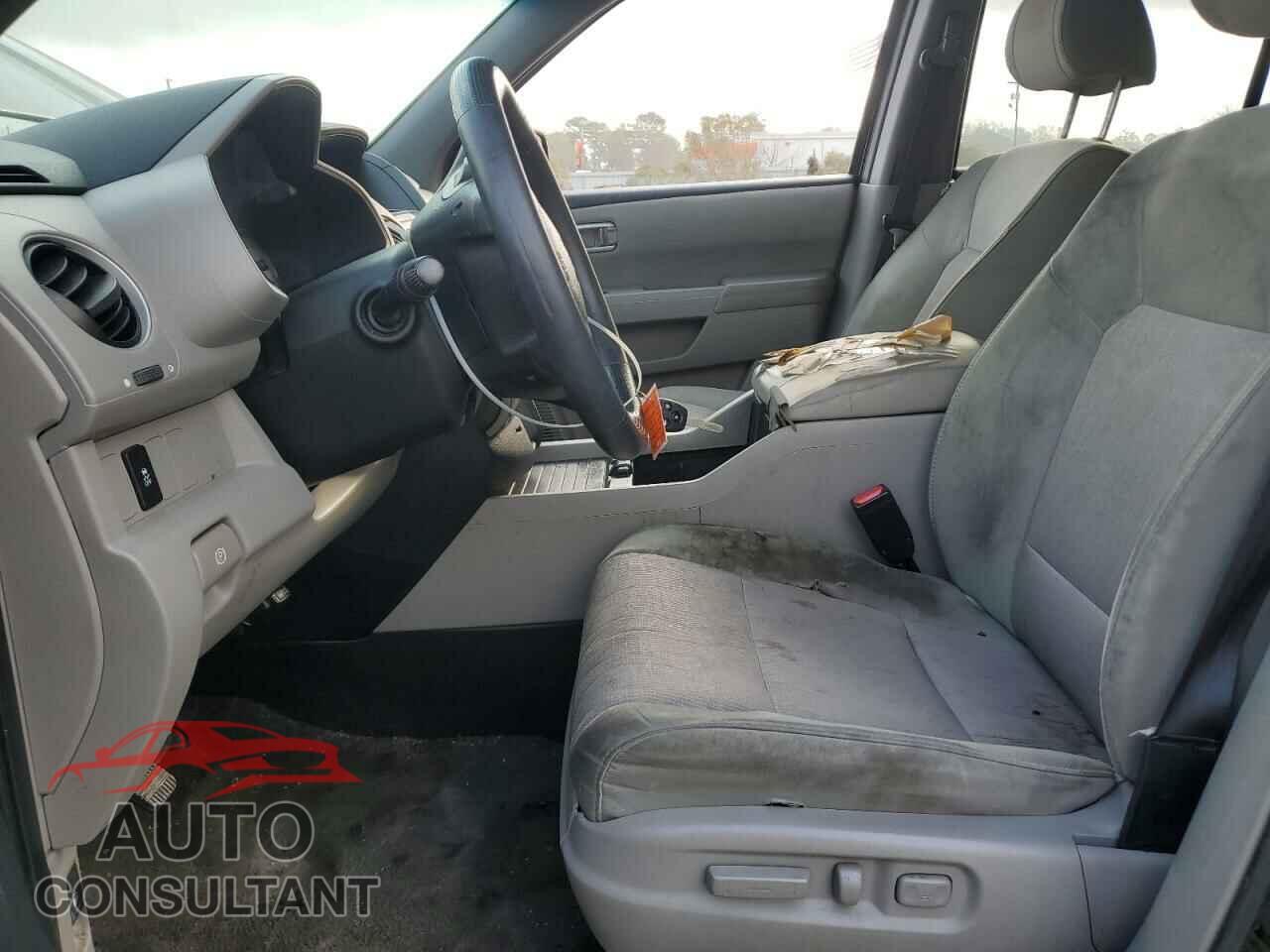HONDA PILOT 2012 - 5FNYF4H46CB079325