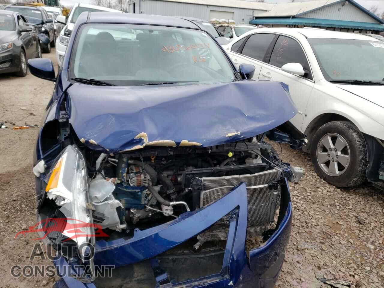 NISSAN VERSA 2019 - 3N1CN7AP3KL848613