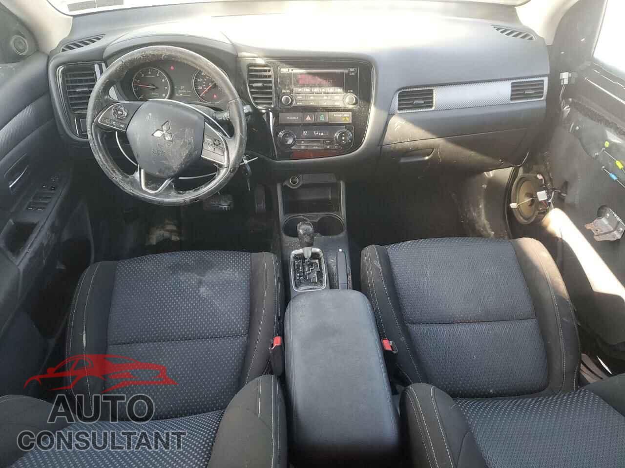 MITSUBISHI OUTLANDER 2016 - JA4AD2A37GZ042775