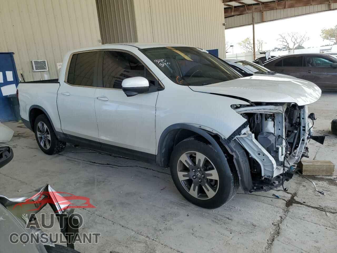 HONDA RIDGELINE 2017 - 5FPYK2F65HB006515