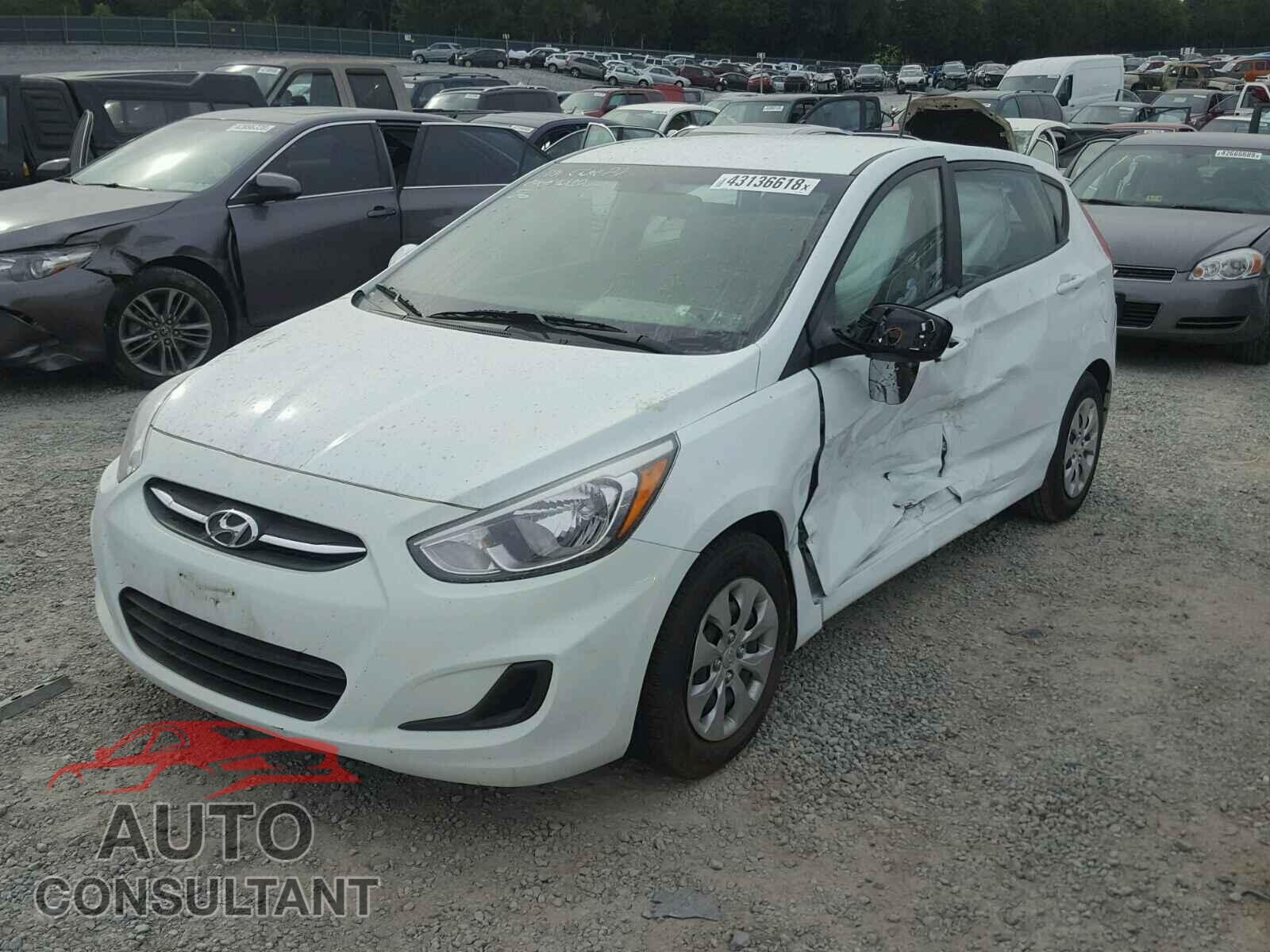 HYUNDAI ACCENT 2016 - KMHCT5AE6GU288889