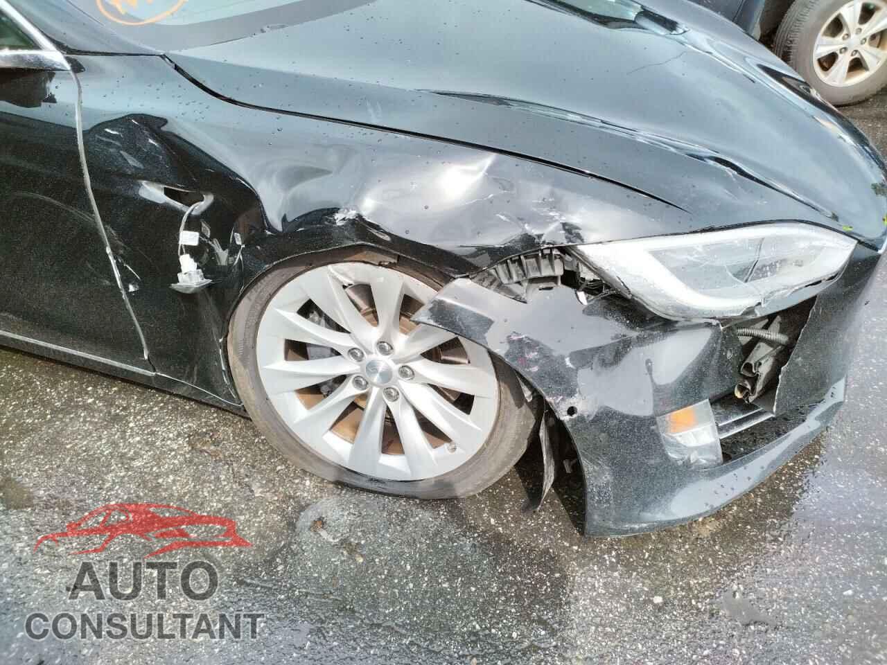 TESLA MODEL S 2018 - 5YJSA1E22JF298818