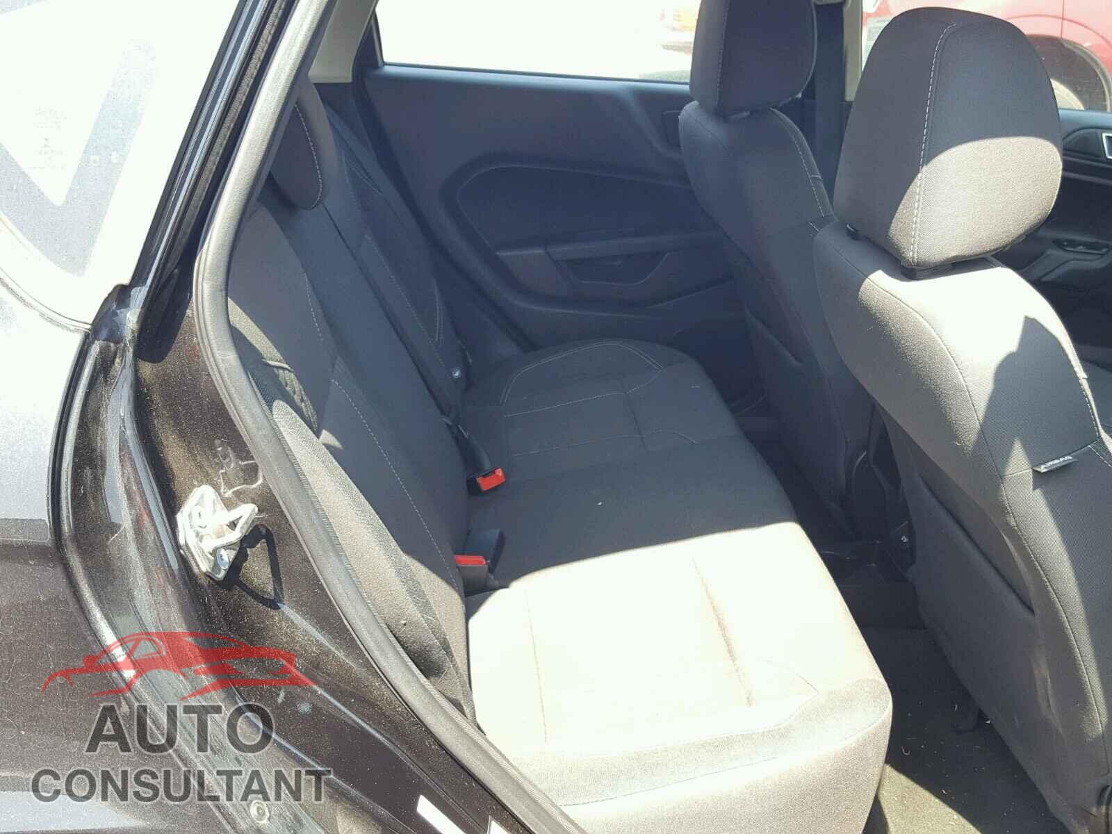 FORD FIESTA 2015 - 3FADP4EJXFM205648