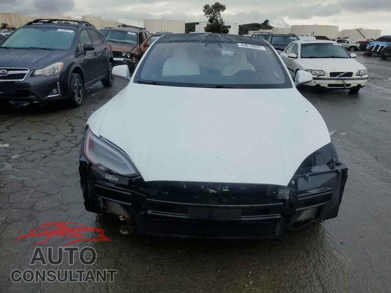 TESLA MODEL S 2020 - 5YJSA1E20LF390951