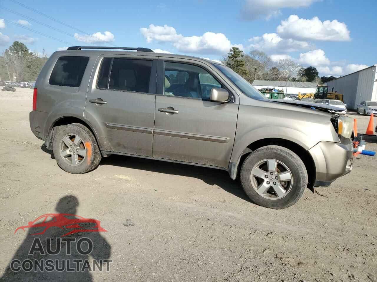 HONDA PILOT 2011 - 5FNYF3H53BB058255