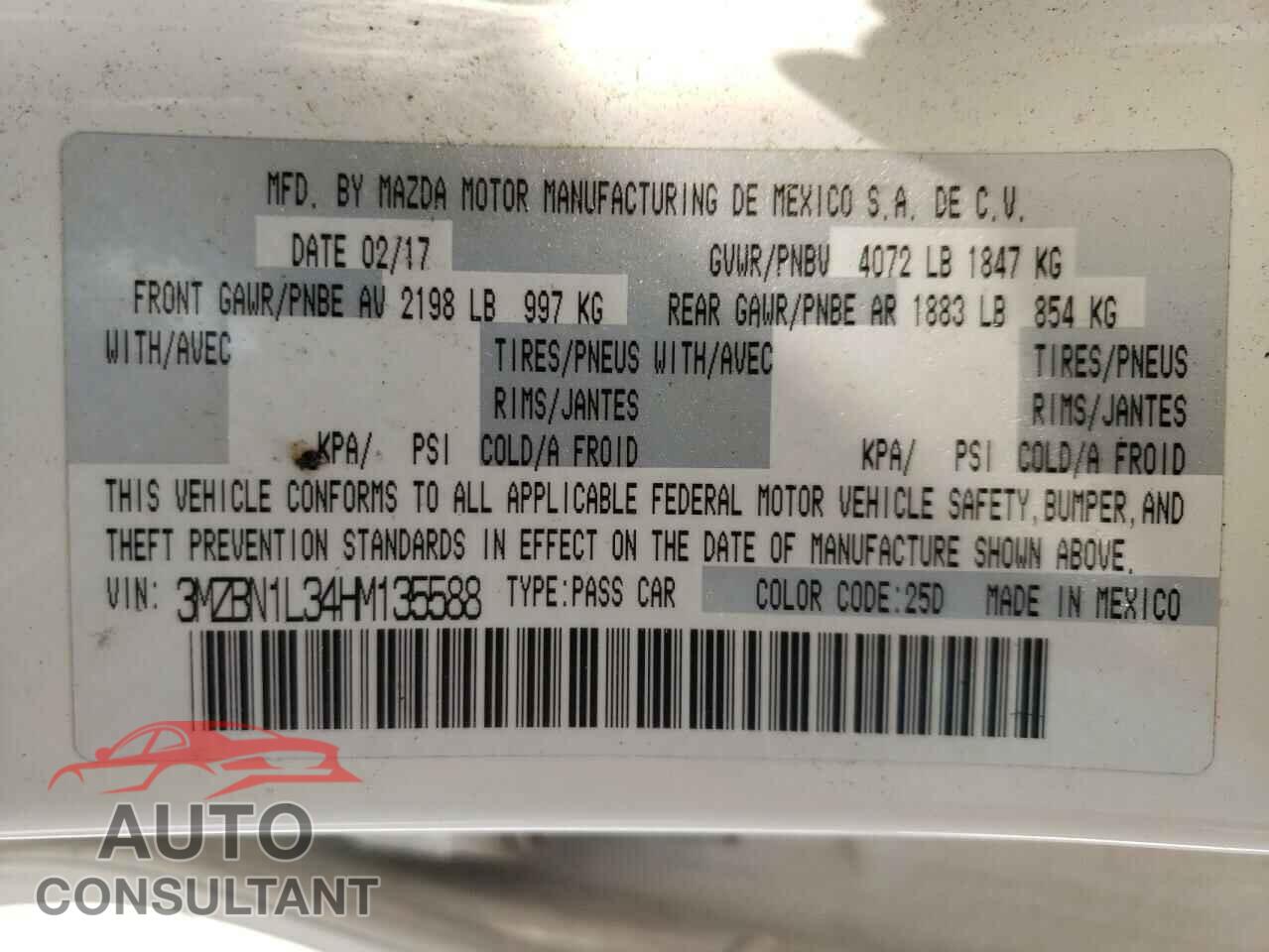 MAZDA 3 2017 - 3MZBN1L34HM135588