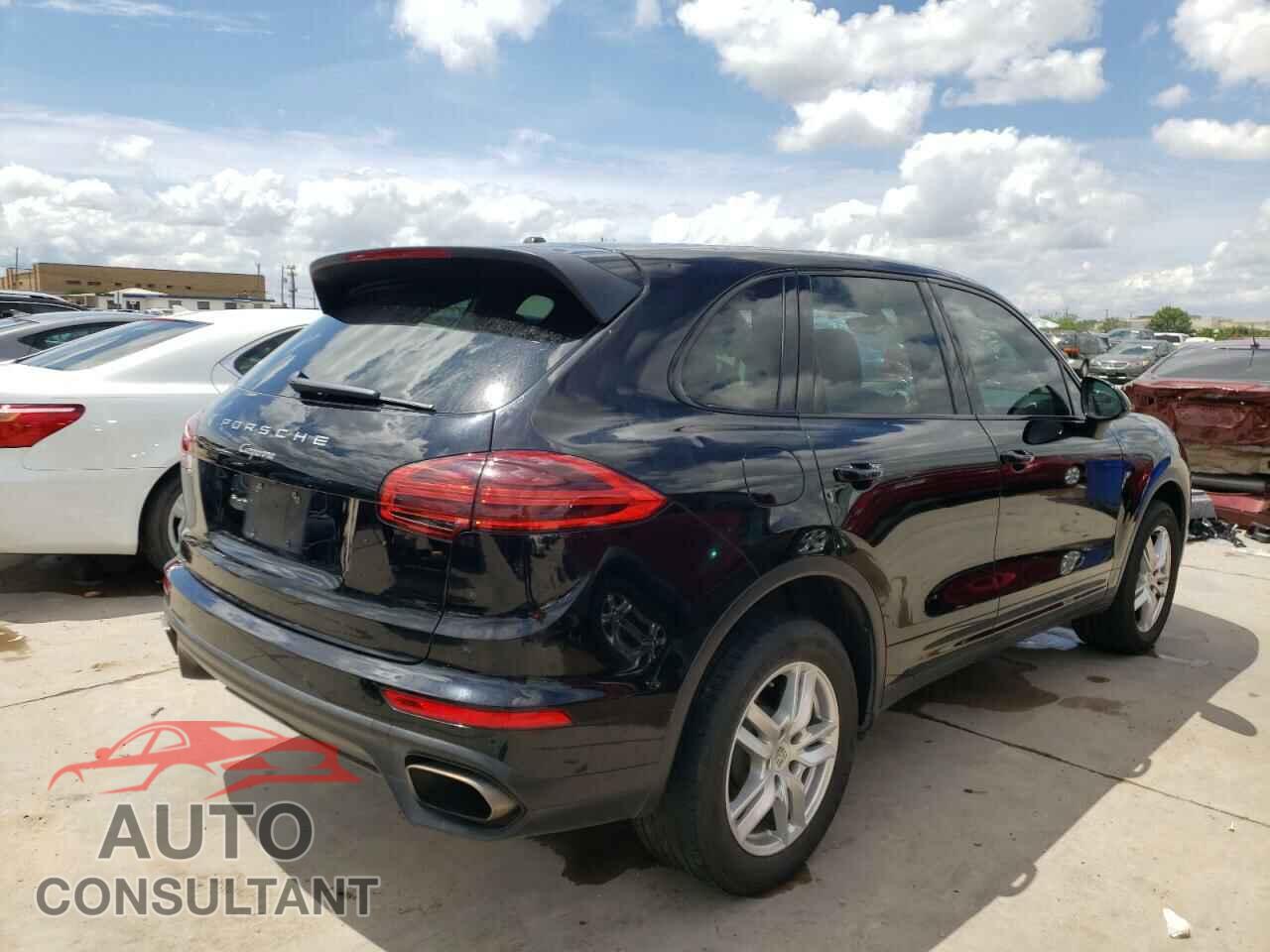 PORSCHE CAYENNE 2016 - WP1AA2A25GLA00810
