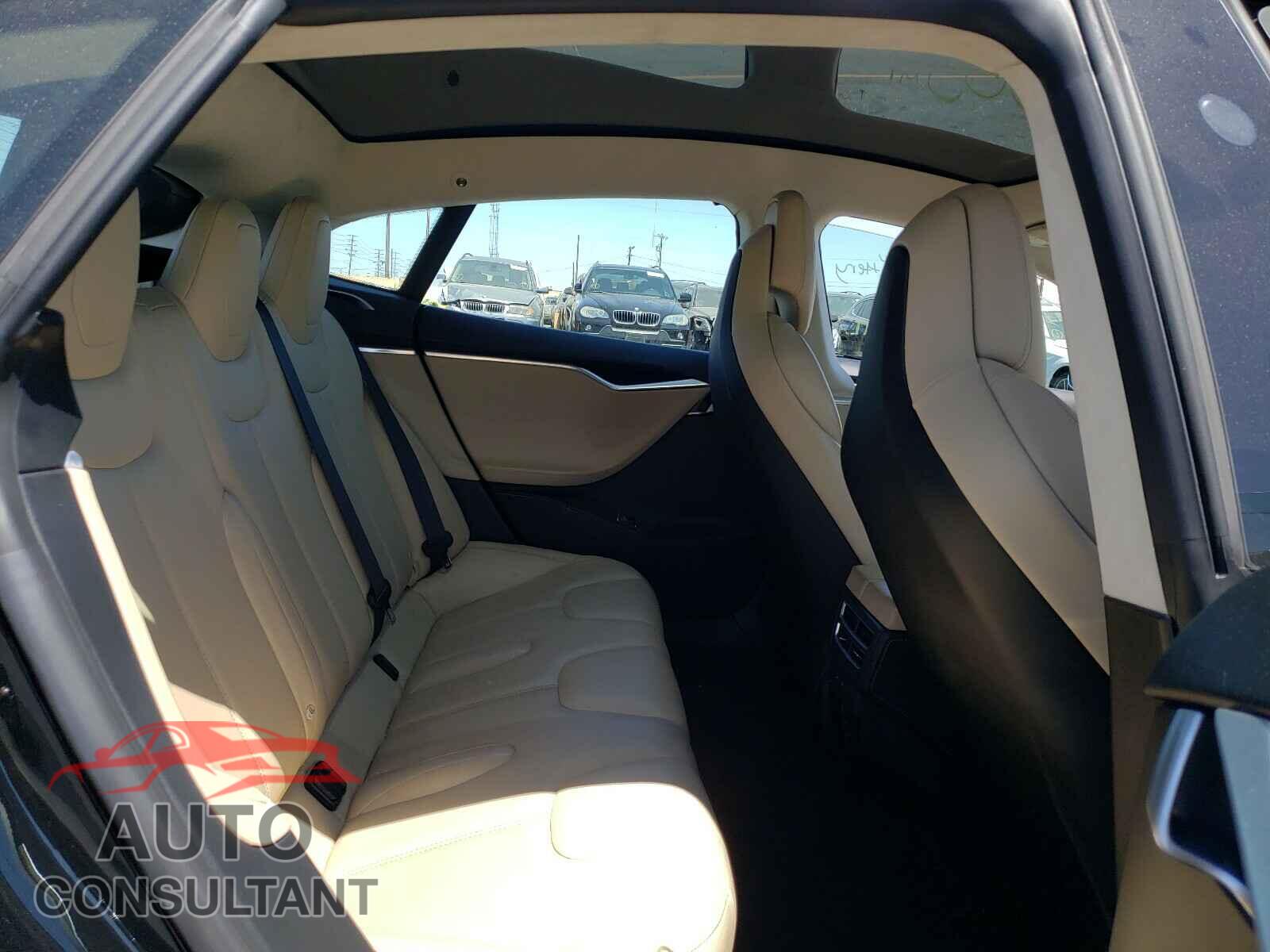TESLA MODEL S 2017 - 5YJSA1E15HF191652