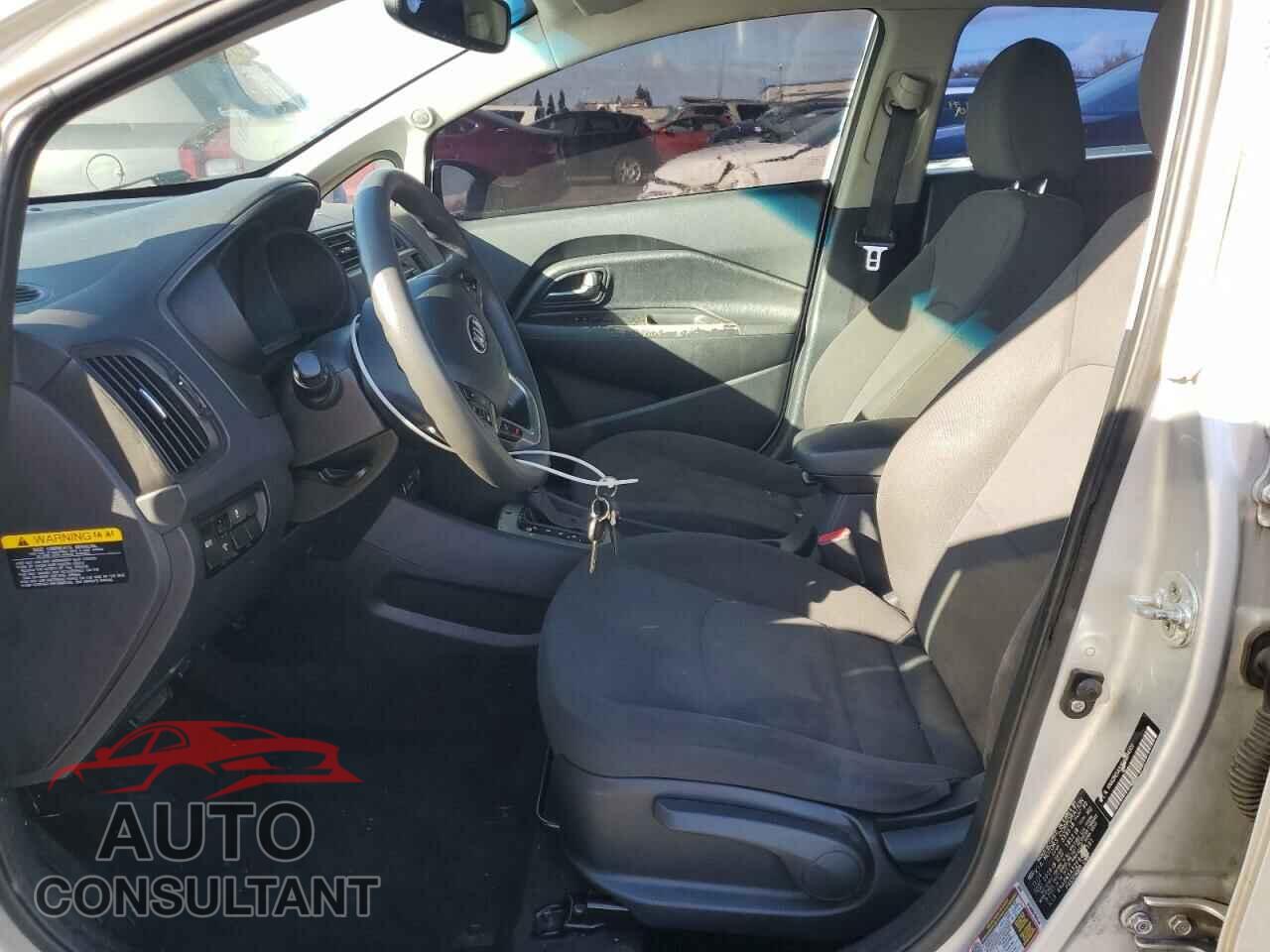 KIA RIO 2015 - KNADN5A32F6494101