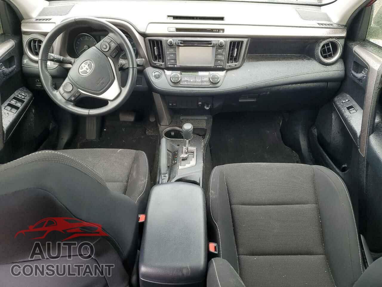 TOYOTA RAV4 2018 - JTMRFREV1JD249111