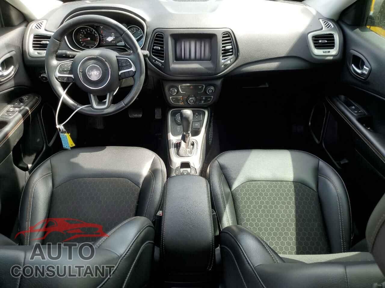 JEEP COMPASS 2018 - 3C4NJDBB8JT265861
