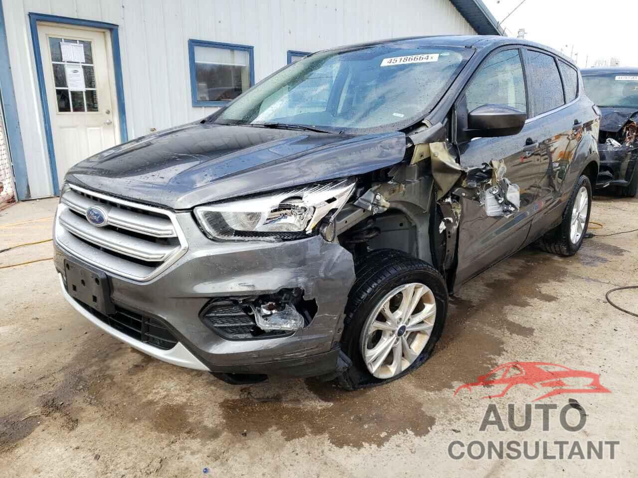 FORD ESCAPE 2017 - 1FMCU0GD3HUC85982