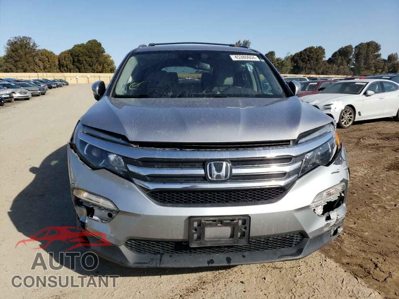 HONDA PILOT 2017 - 5FNYF6H62HB021300