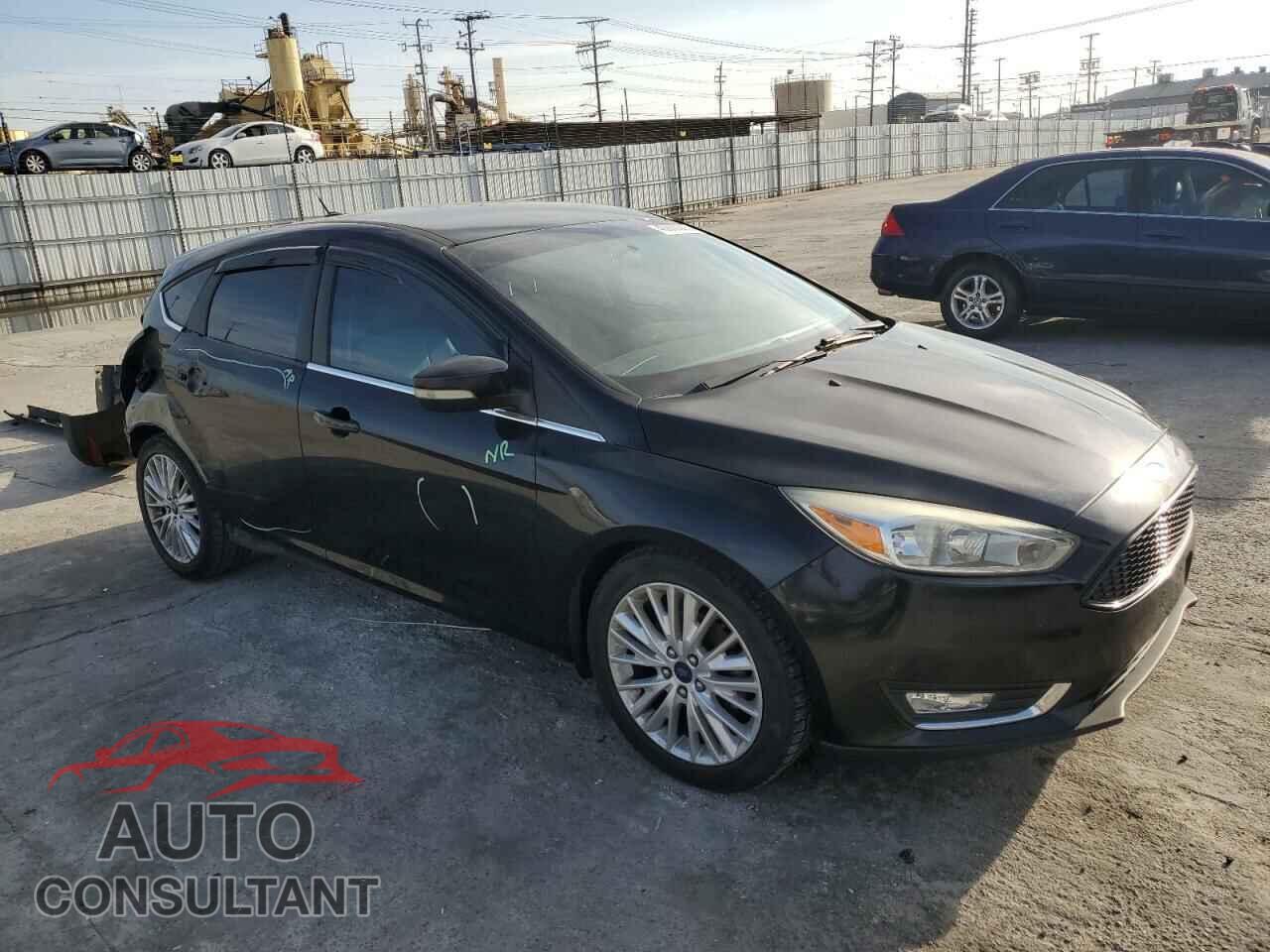 FORD FOCUS 2016 - 1FADP3N27GL259995