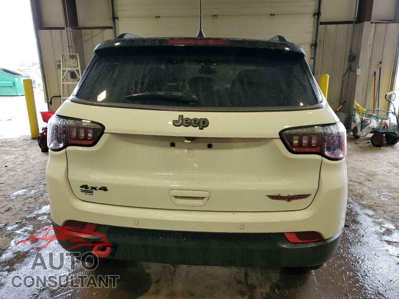 JEEP COMPASS 2021 - 3C4NJDDB2MT529271