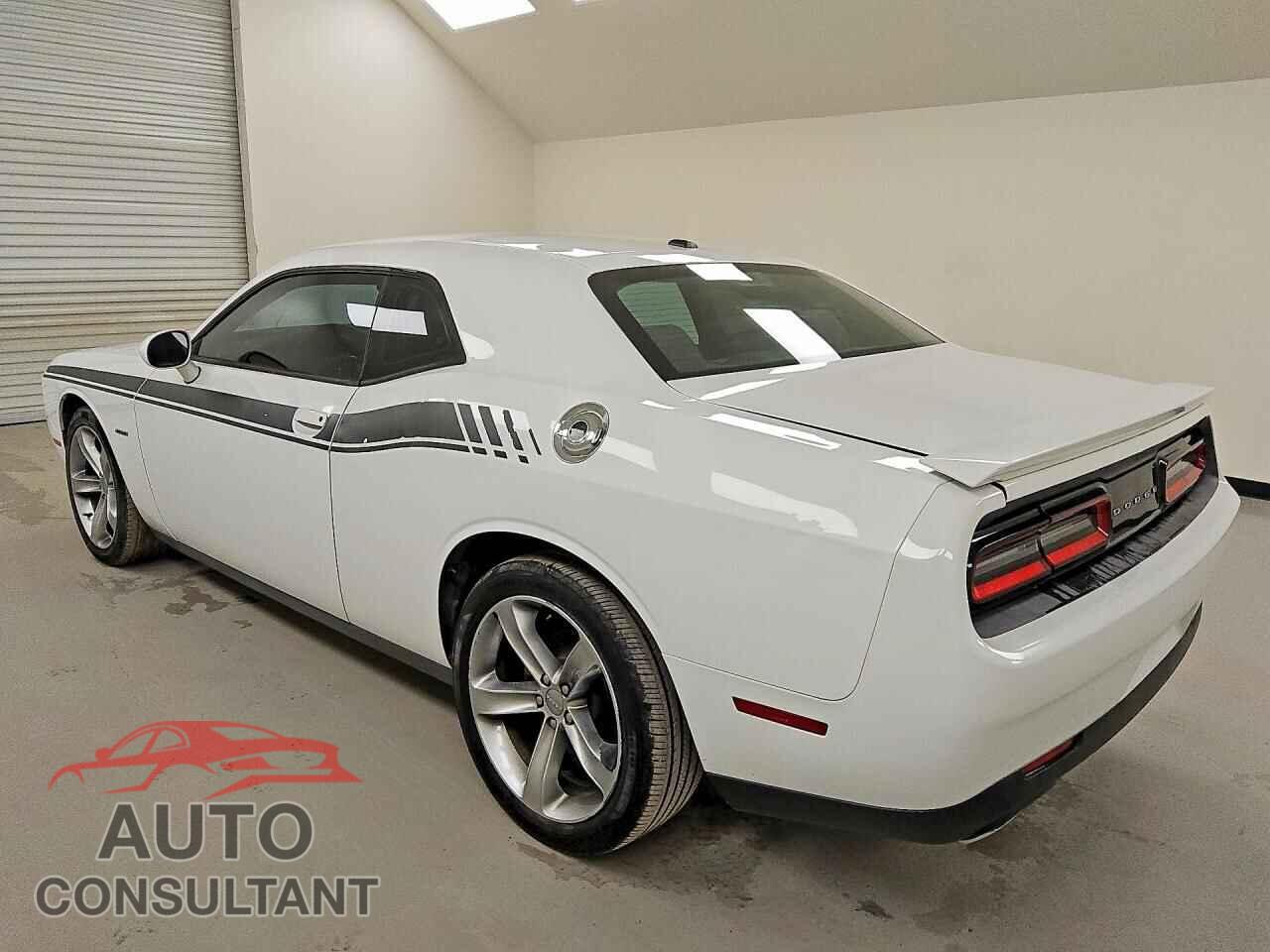DODGE CHALLENGER 2015 - 2C3CDZAT1FH702660