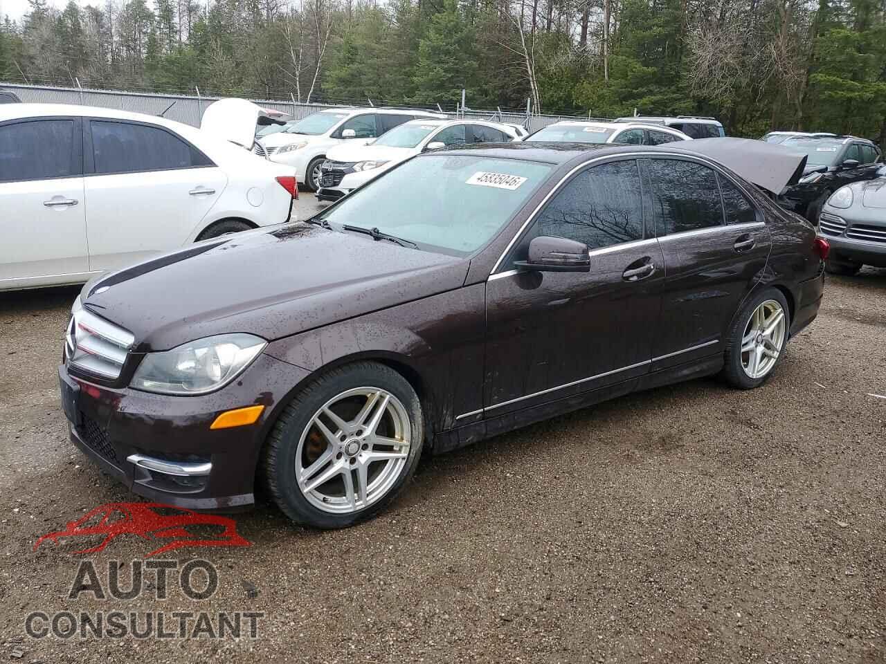 MERCEDES-BENZ C-CLASS 2012 - WDDGF8FB7CF913706