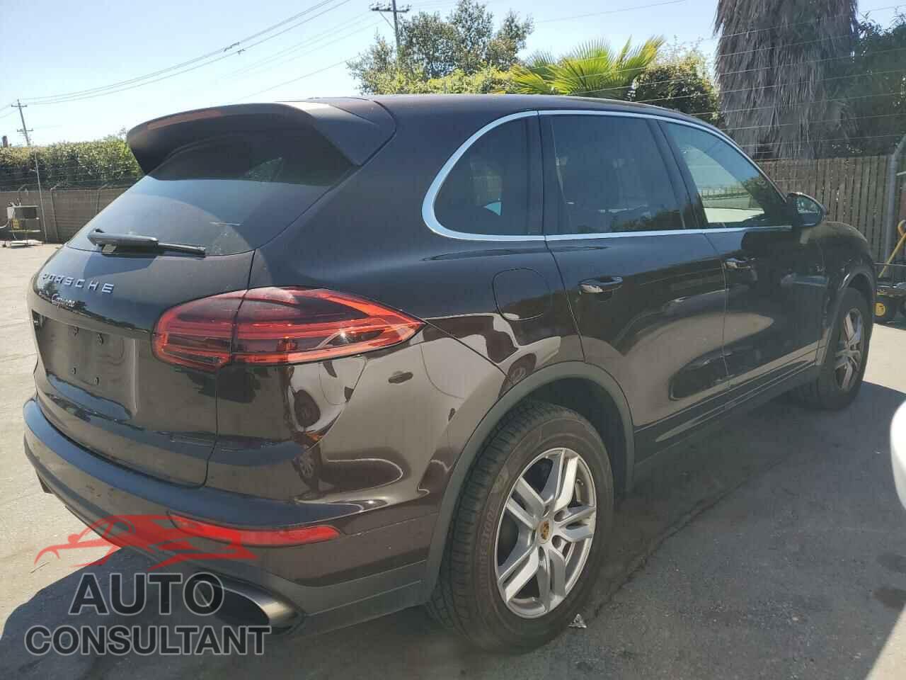 PORSCHE CAYENNE 2016 - WP1AA2A2XGLA06604