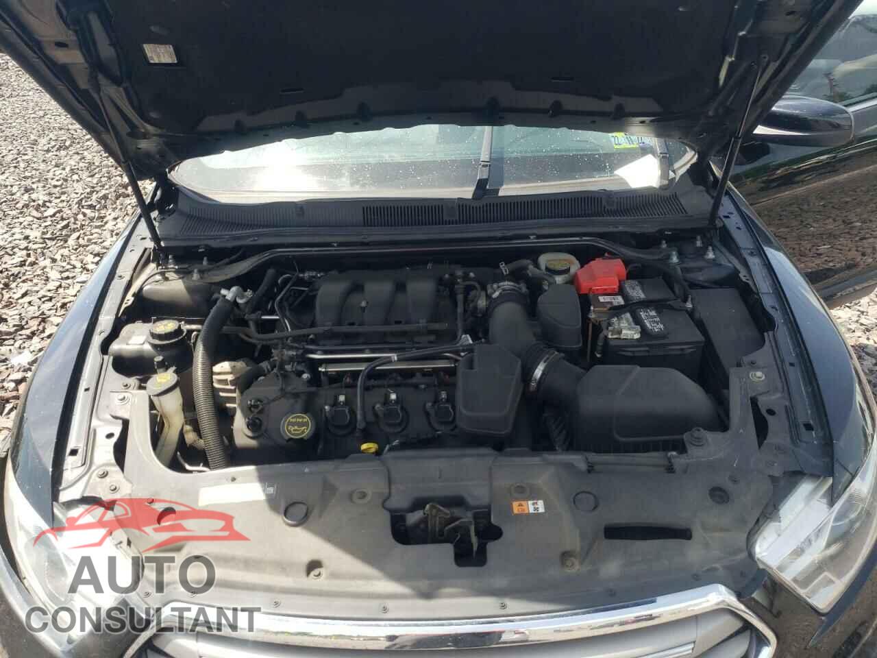 FORD TAURUS 2017 - 1FAHP2H84HG115617