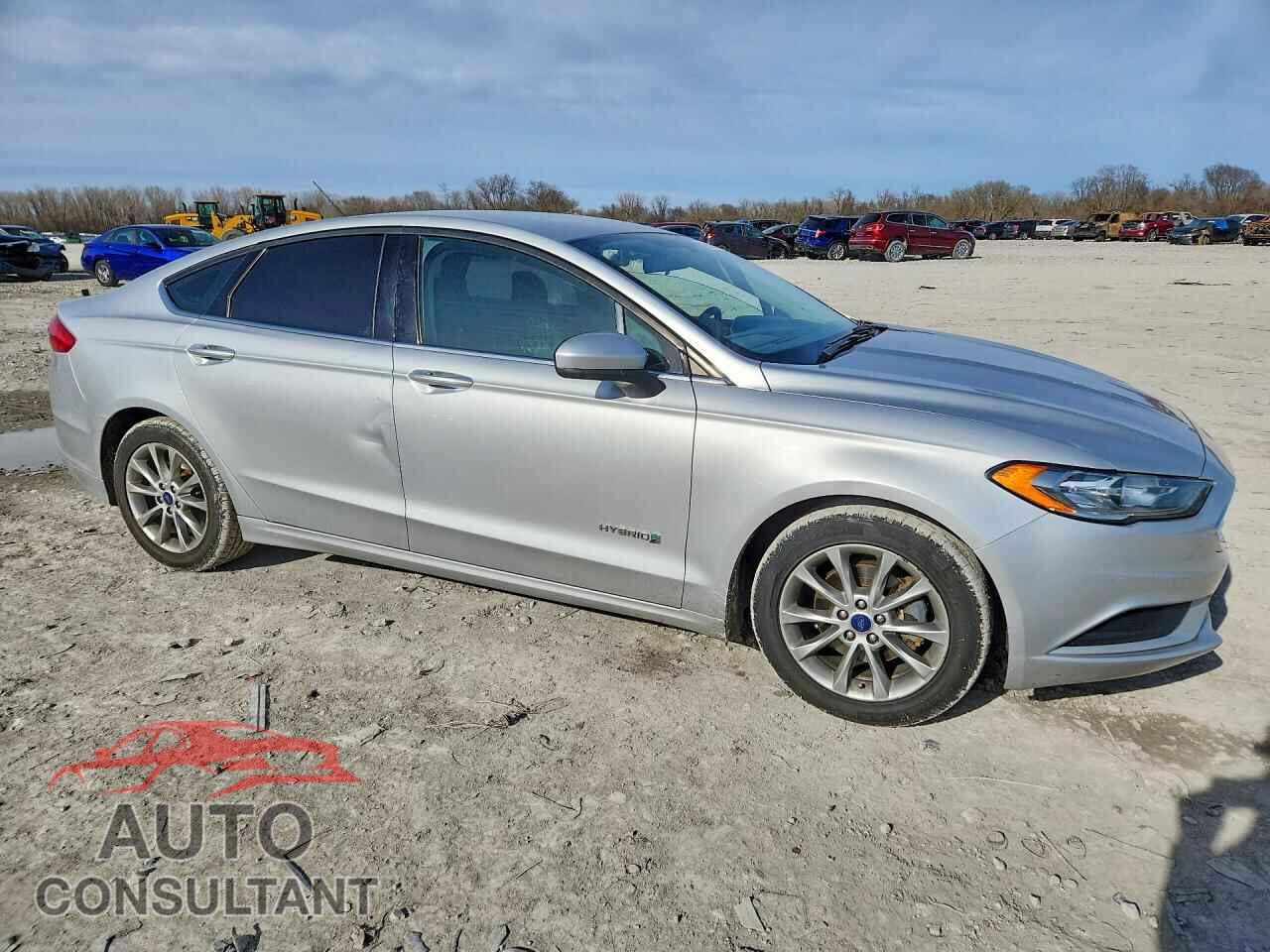 FORD FUSION 2017 - 3FA6P0LU7HR381111