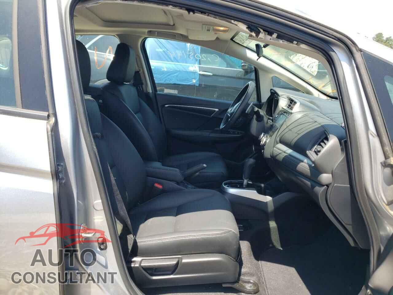 HONDA FIT 2019 - 3HGGK5H05KM714184