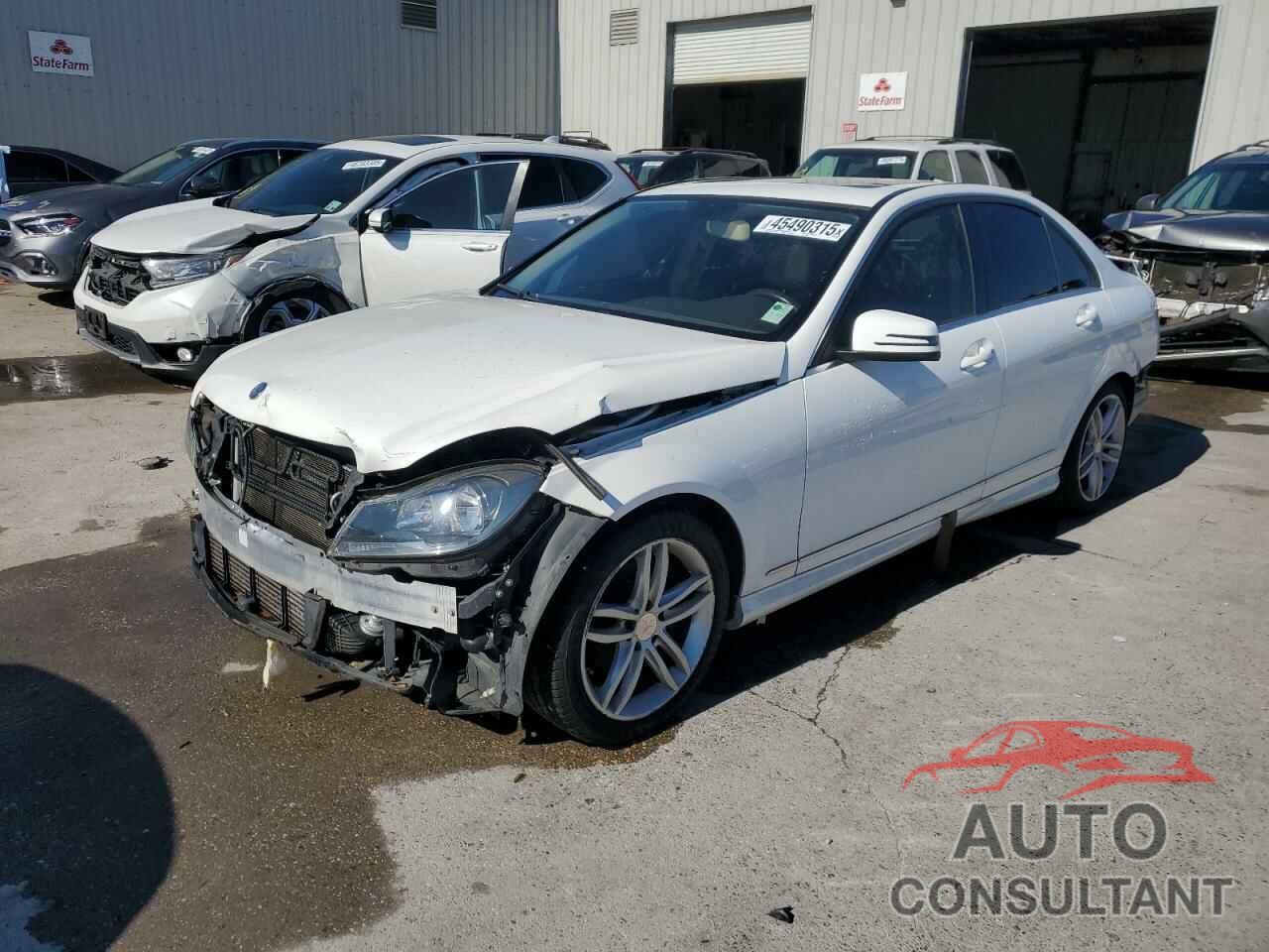 MERCEDES-BENZ C-CLASS 2014 - WDDGF4HB8EA942430