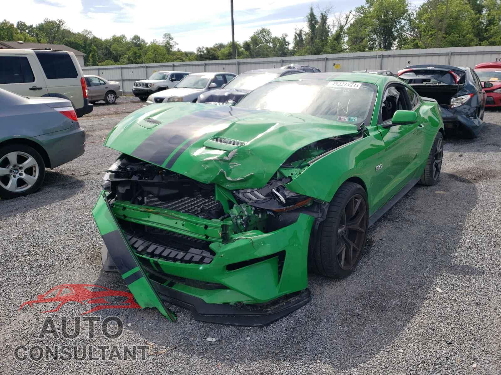 FORD MUSTANG 2019 - 1FA6P8CF6K5152607