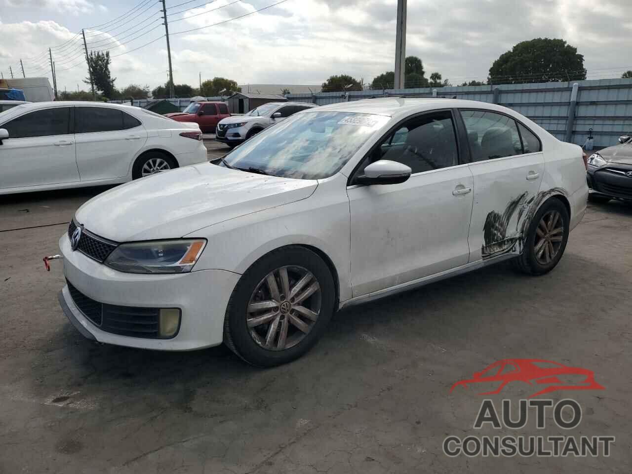 VOLKSWAGEN JETTA 2012 - 3VW5A7AJ9CM382367
