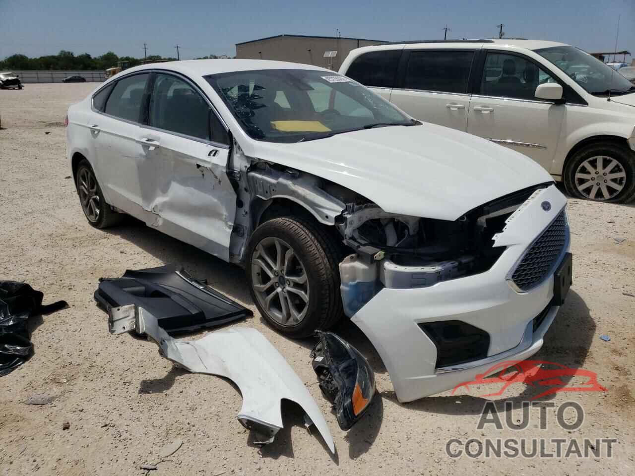 FORD FUSION 2019 - 3FA6P0CD7KR141032