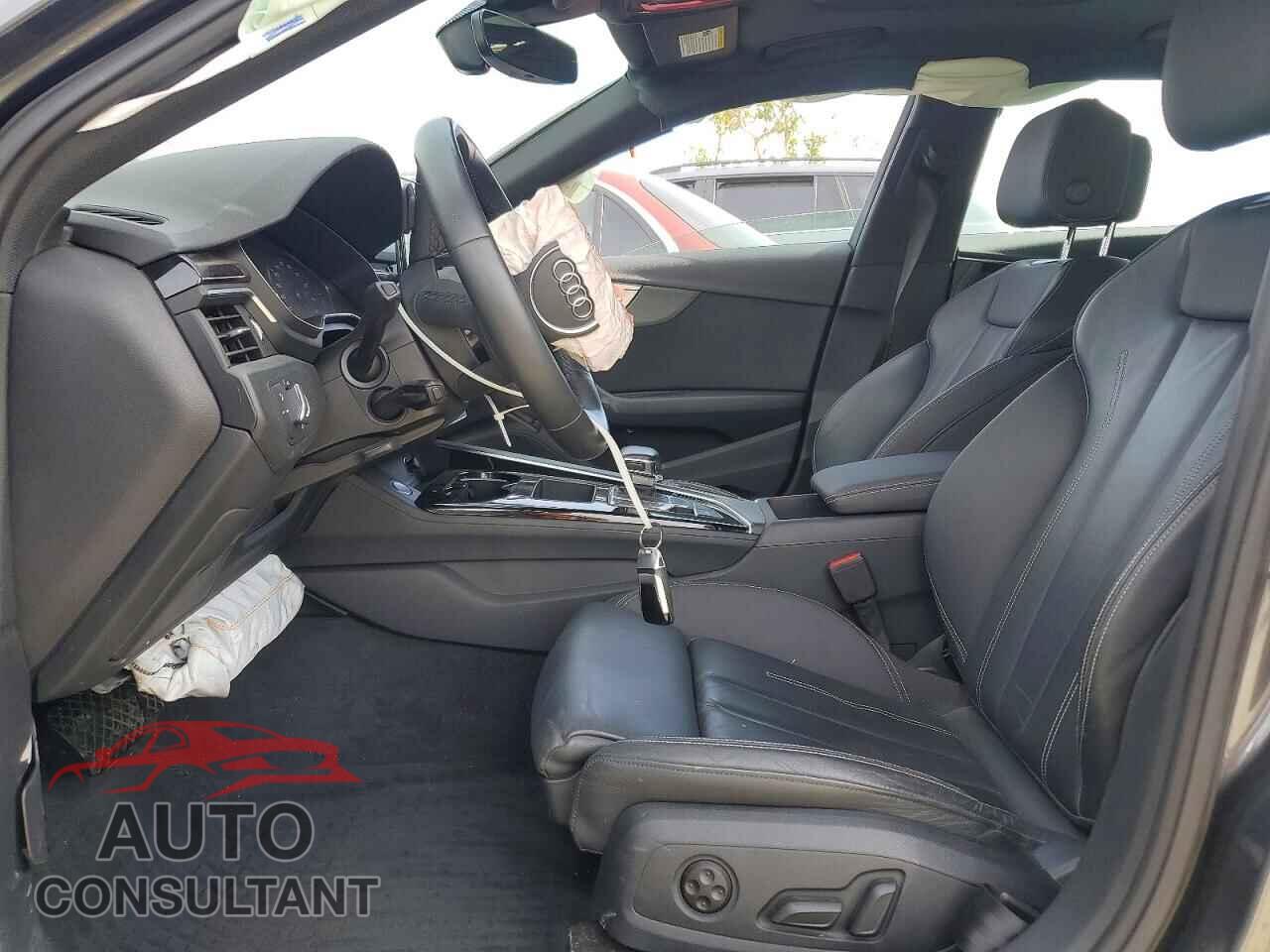 AUDI A4 2021 - WAUDAAF47MA031421