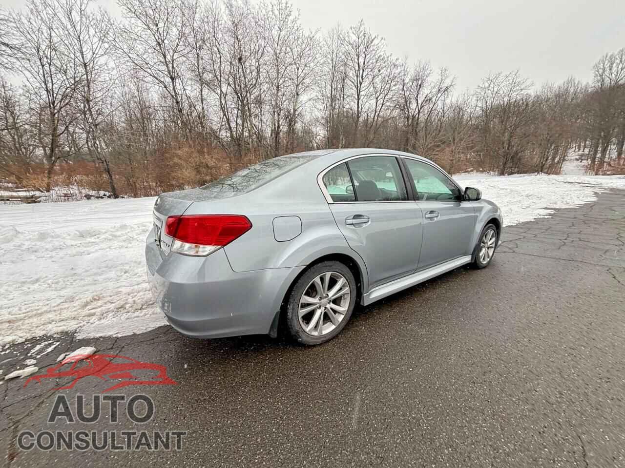 SUBARU LEGACY 2013 - 4S3BMBG64D3005385