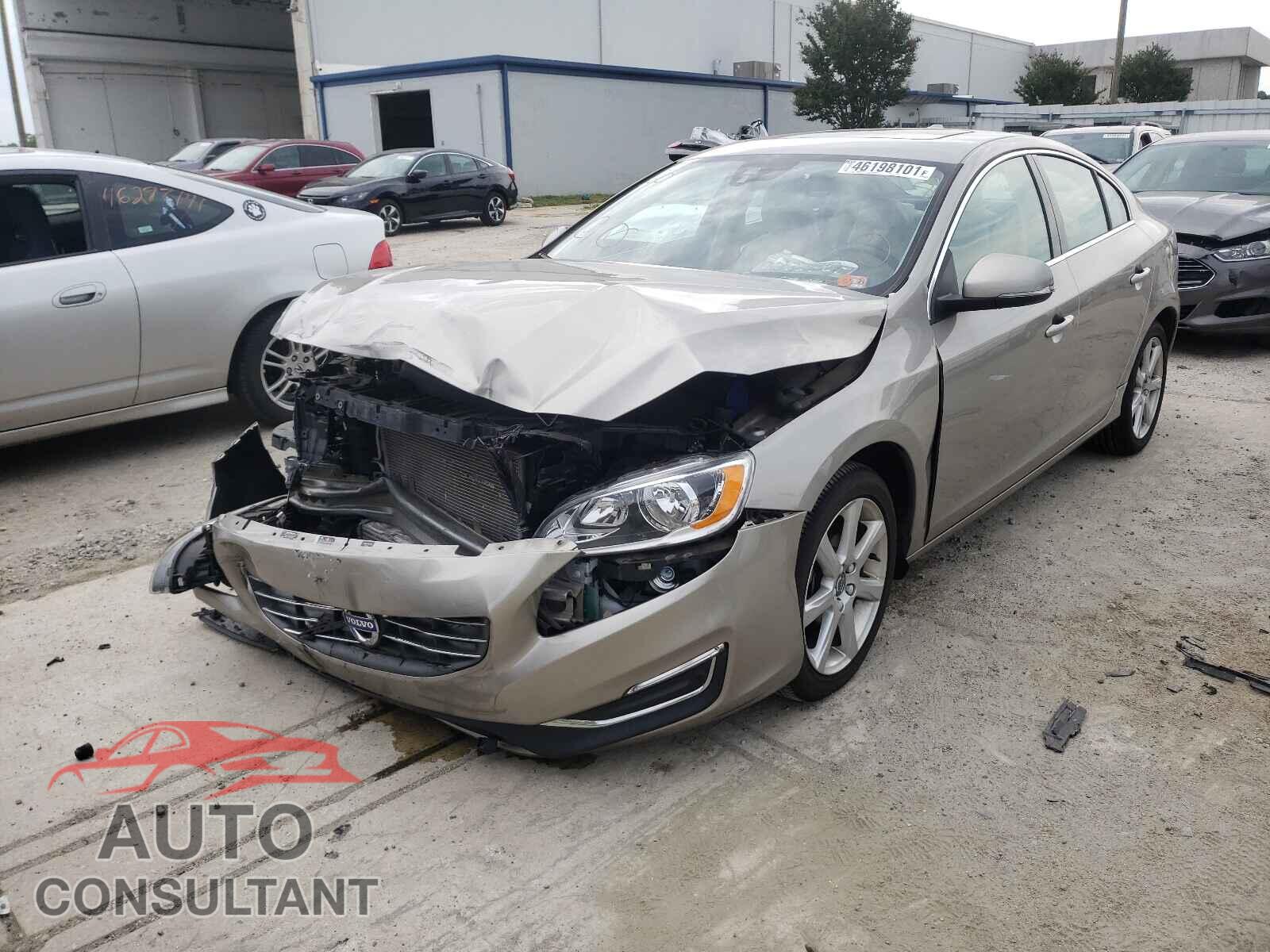 VOLVO S60 2016 - YV126MFK2G2411559