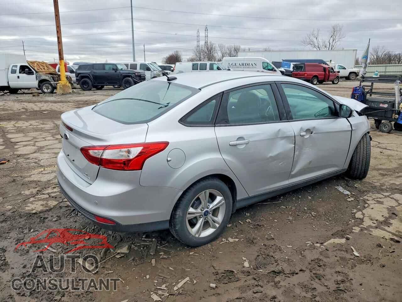 FORD FOCUS 2014 - 1FADP3F25EL217675