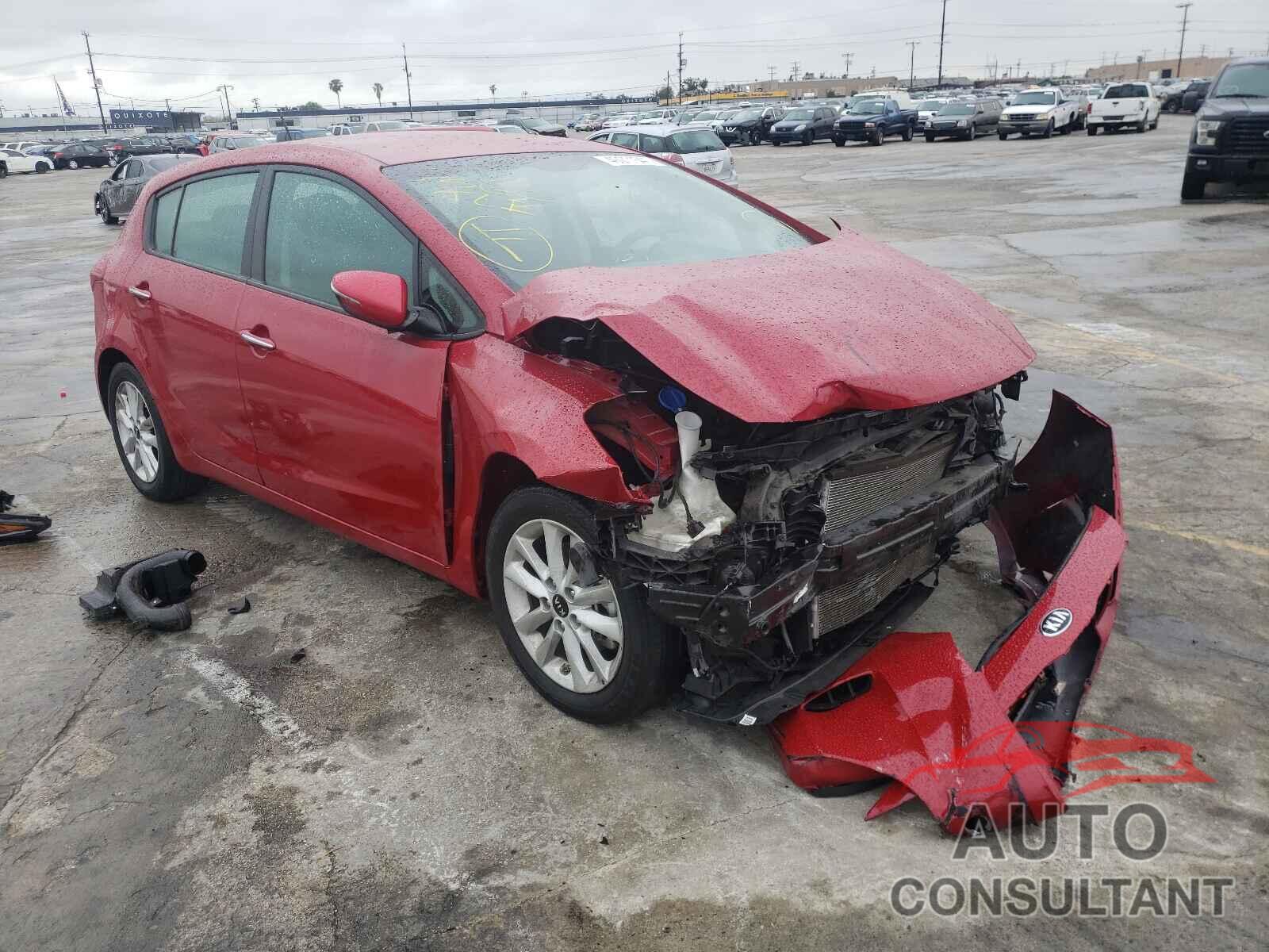KIA FORTE 2017 - KNAFK5A81H5681108
