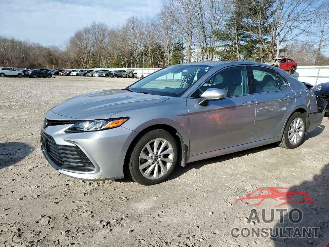 TOYOTA CAMRY 2022 - 4T1C11AK1NU683628