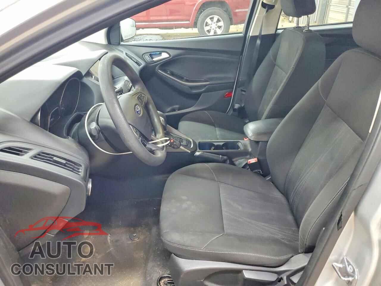 FORD FOCUS 2017 - 1FADP3H21HL269368