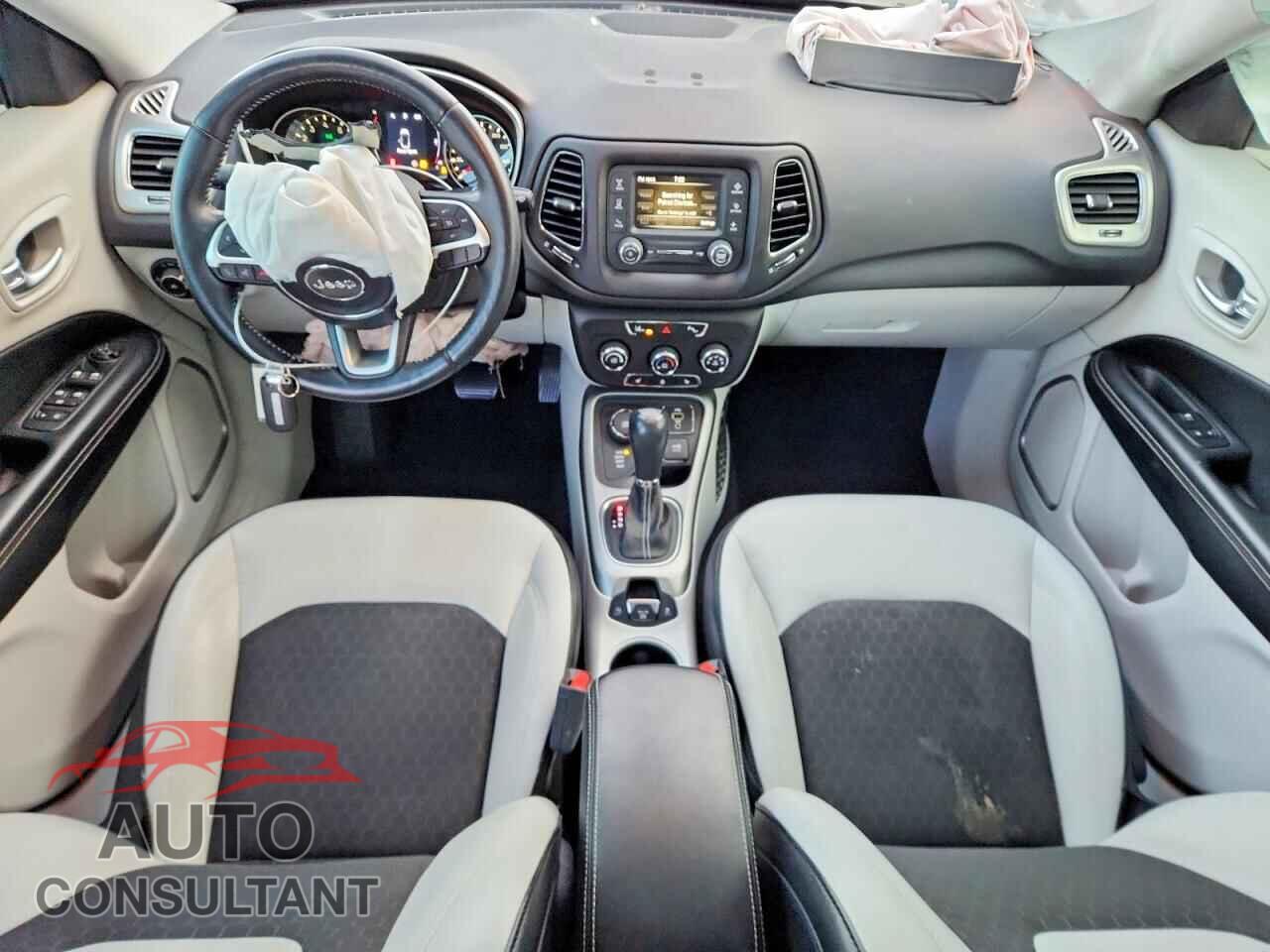 JEEP COMPASS 2018 - 3C4NJDBB9JT413886
