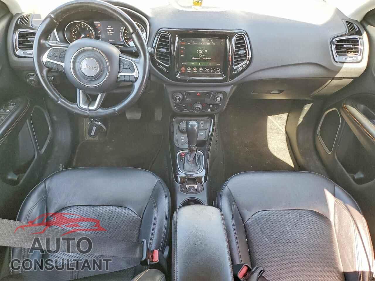 JEEP COMPASS 2020 - 3C4NJDCB7LT160973