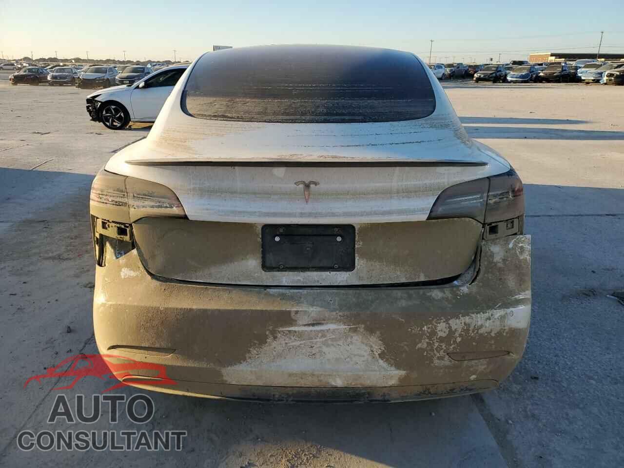 TESLA MODEL 3 2022 - 5YJ3E1EC0NF315347