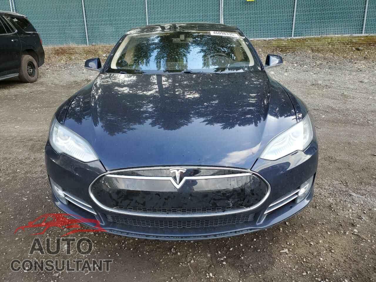 TESLA MODEL S 2013 - 5YJSA1CP2DFP11694