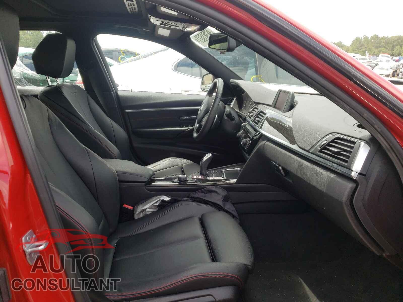 BMW 3 SERIES 2018 - WBA8B9C52JEE81740