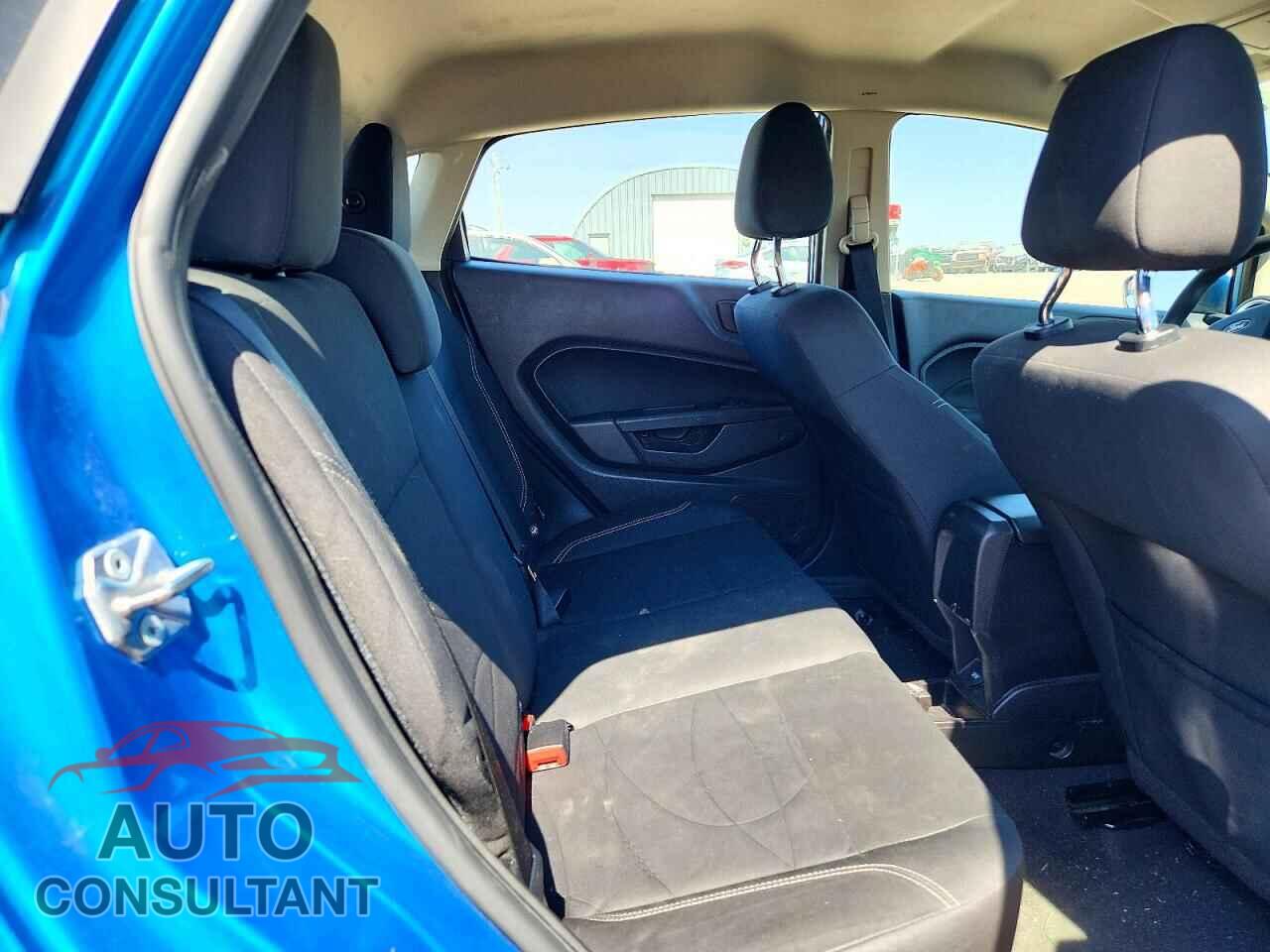 FORD FIESTA 2017 - 3FADP4EJ6HM138405