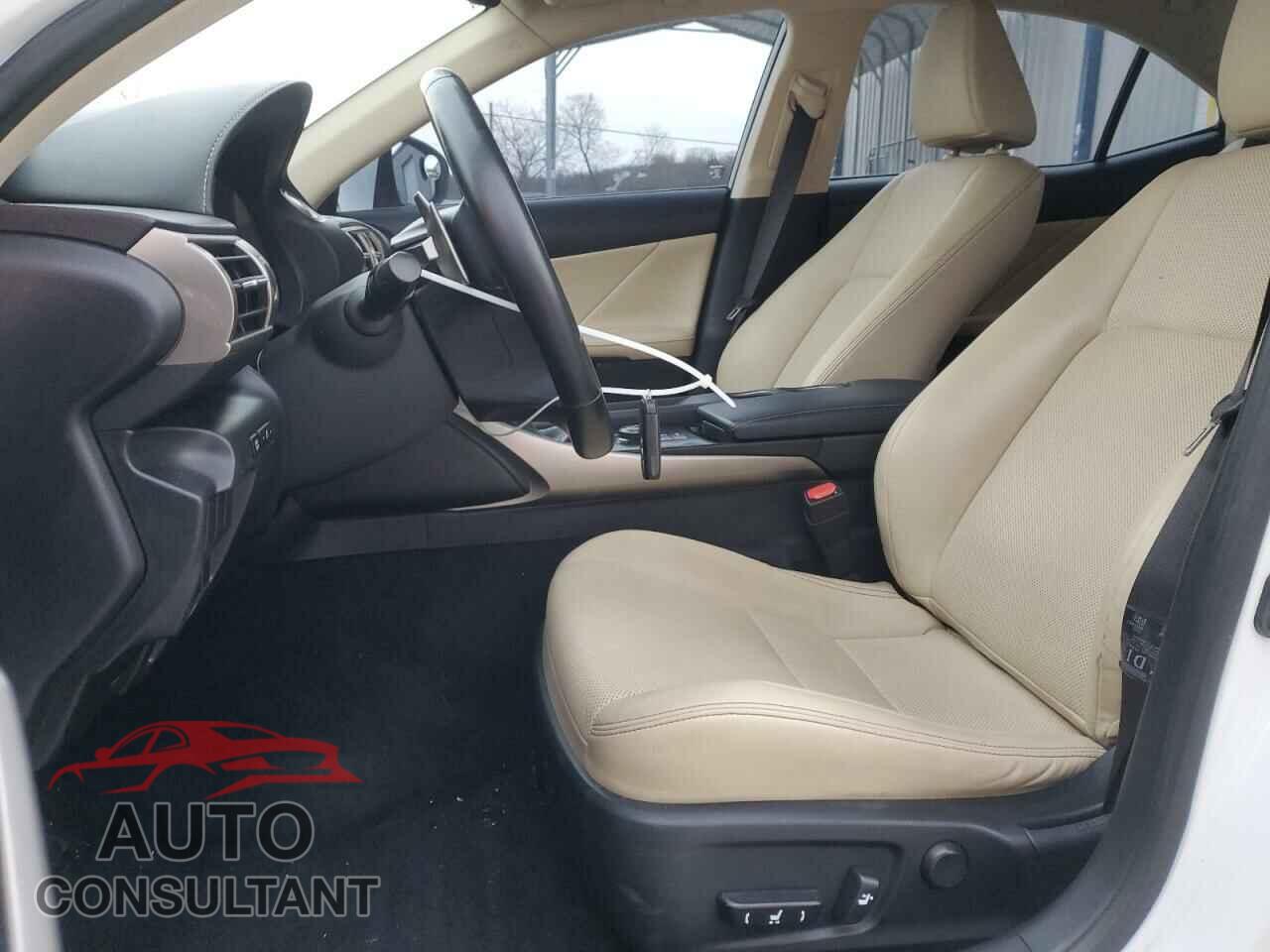 LEXUS IS 2014 - JTHCF1D22E5003147